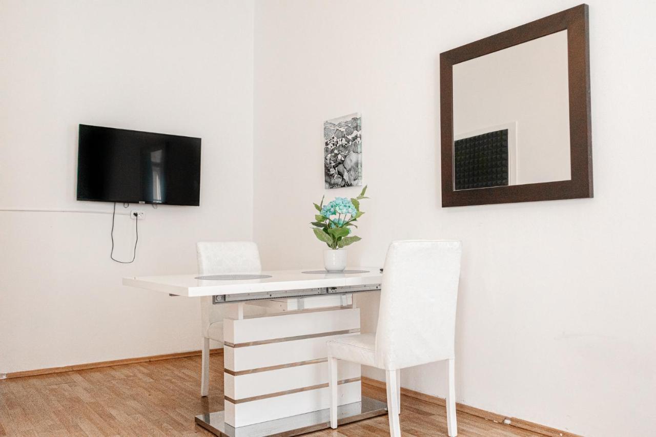 Central Belvedere 3Br Shared Apartment - 12 Min From City Center Bécs Kültér fotó